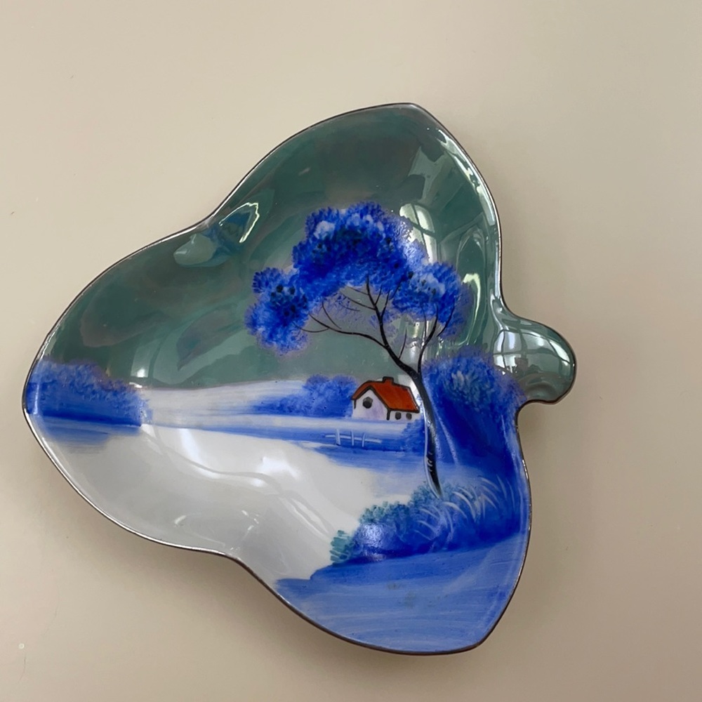 Noritake Lusterware Hand Painted Leaf Tray!